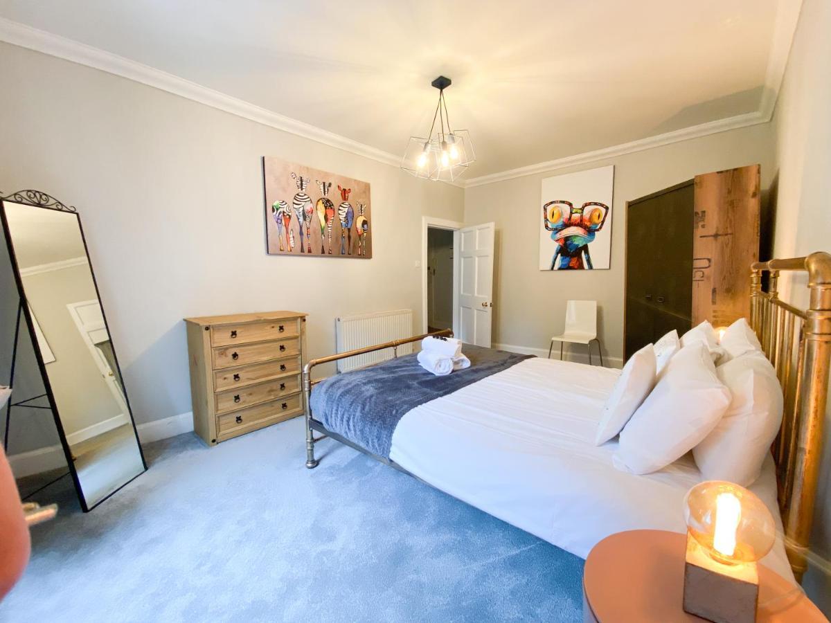 Rose Street'S Hidden Treasure- 2Bed Newly Refurbished Apt เอดินบะระ ภายนอก รูปภาพ