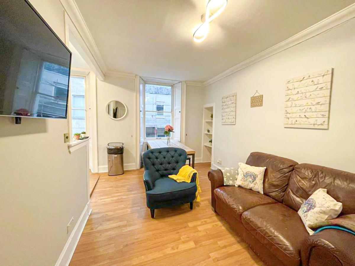 Rose Street'S Hidden Treasure- 2Bed Newly Refurbished Apt เอดินบะระ ภายนอก รูปภาพ