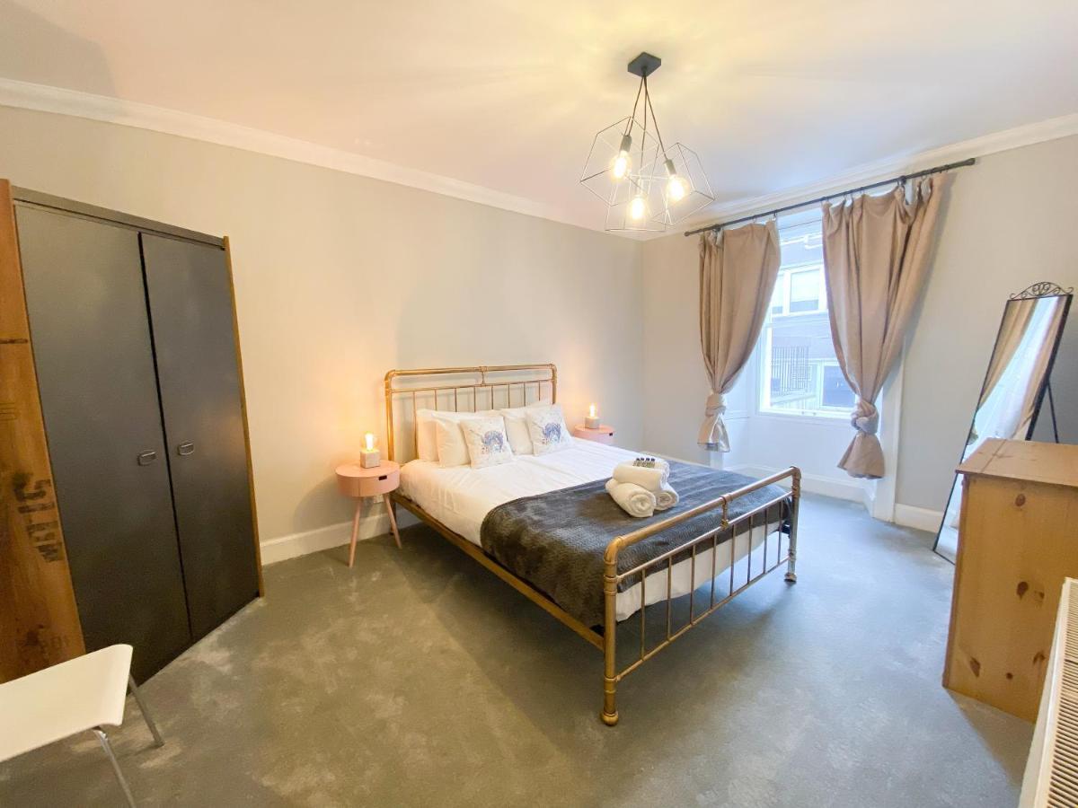 Rose Street'S Hidden Treasure- 2Bed Newly Refurbished Apt เอดินบะระ ภายนอก รูปภาพ